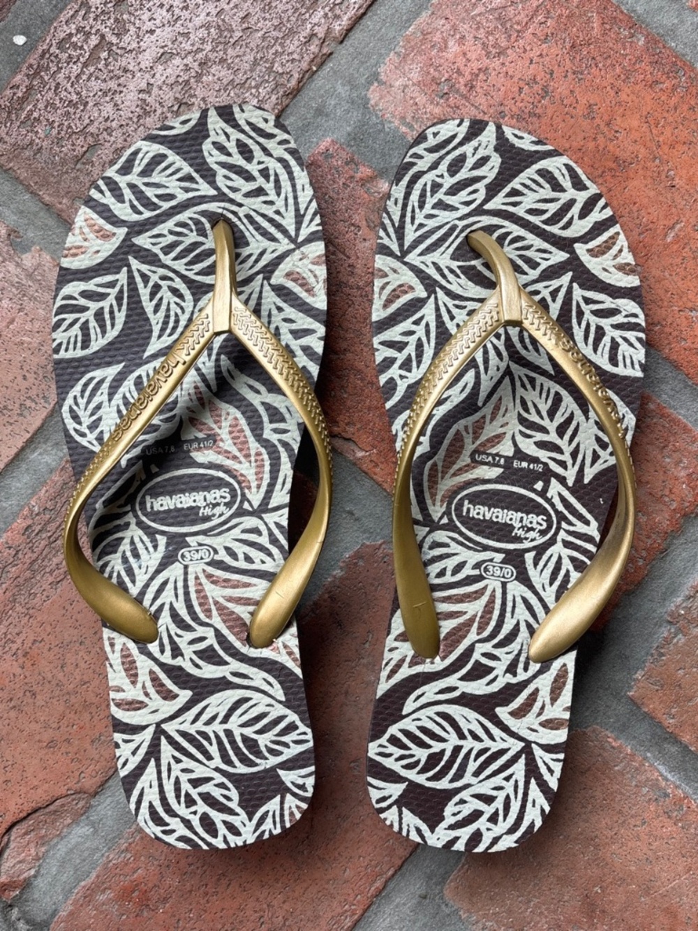 Havianas platform flip flops